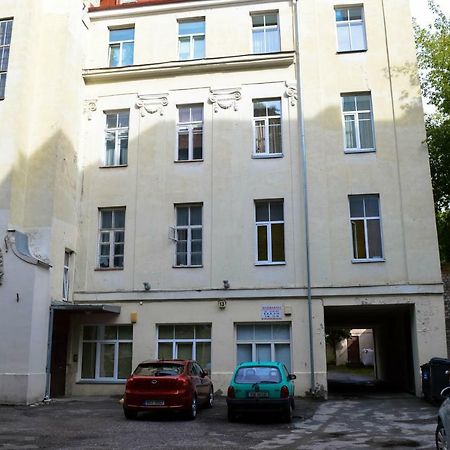 City Centre Kreutzwaldi Apartment, Free Parking Tallinn Exteriör bild