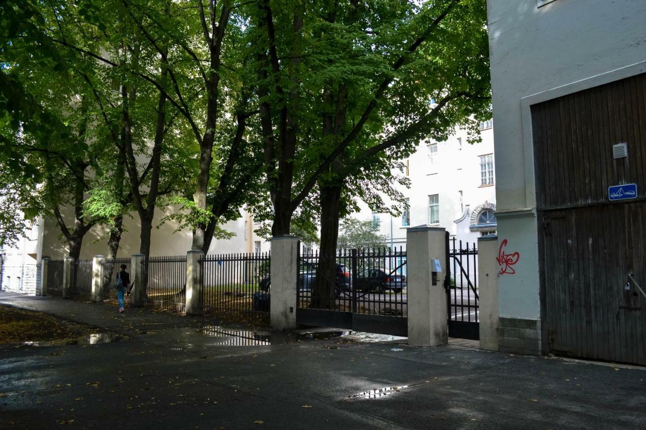 City Centre Kreutzwaldi Apartment, Free Parking Tallinn Exteriör bild